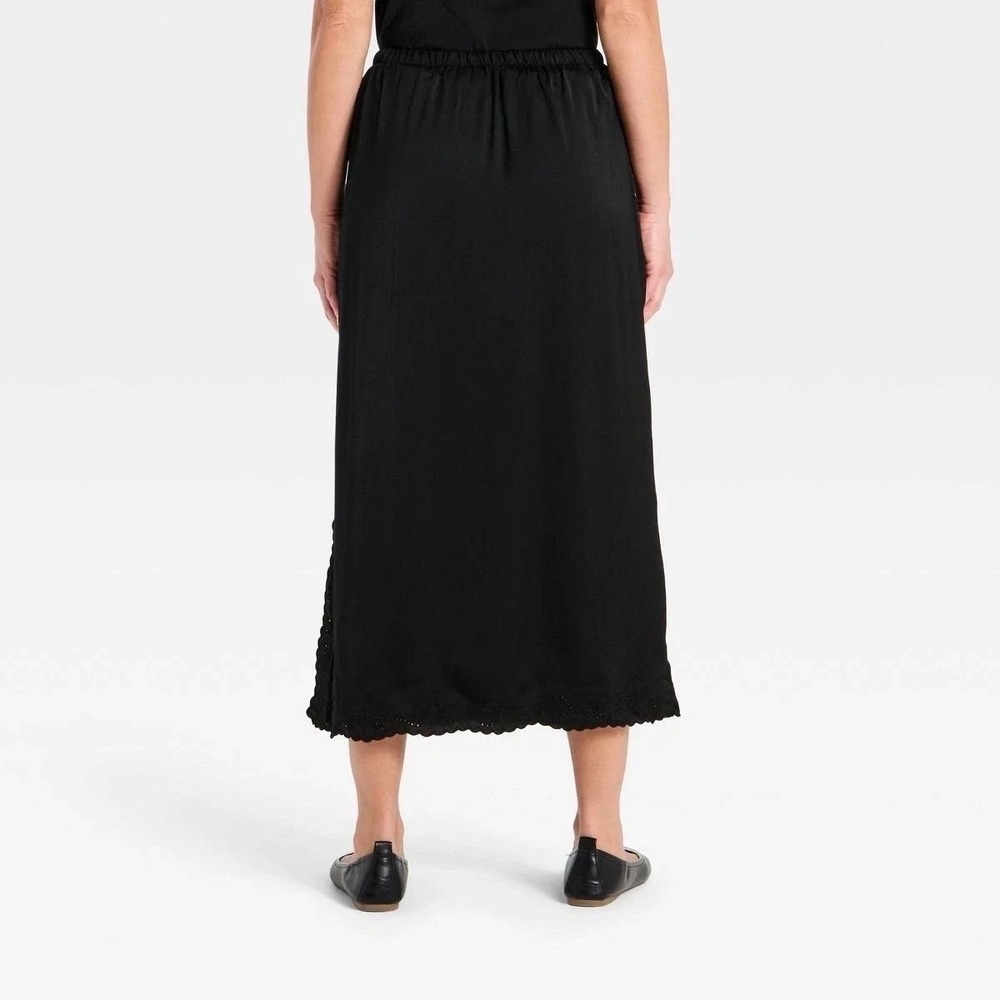 Women's Universal Thread Cutwork Midi A-Line Skirt Black Black Small NWT - Picture 2 of 3